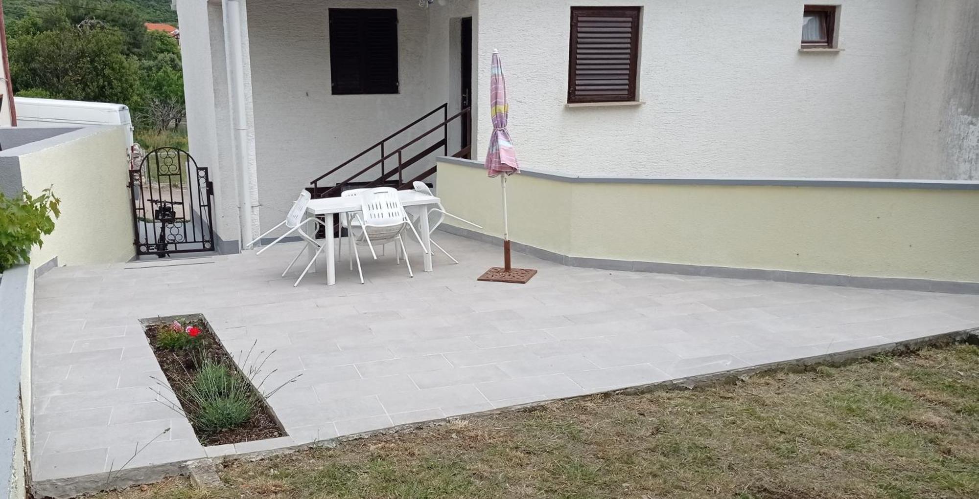 Apartments Tatjana Martinšćica Eksteriør billede